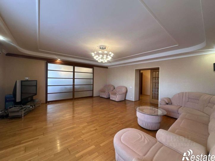 4-комн квартира улица Карла Маркса,дом 53/1