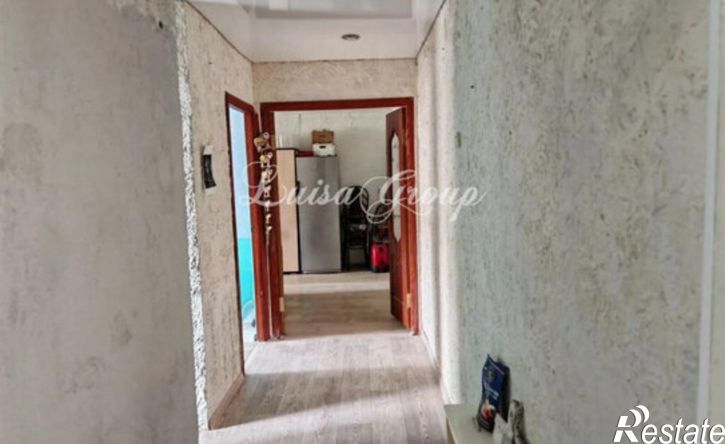 3-комн квартира ул Комарова, 27,  д. 27