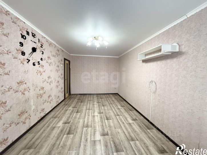 2-комн квартира ул Студенческая, 1,  д. 1
