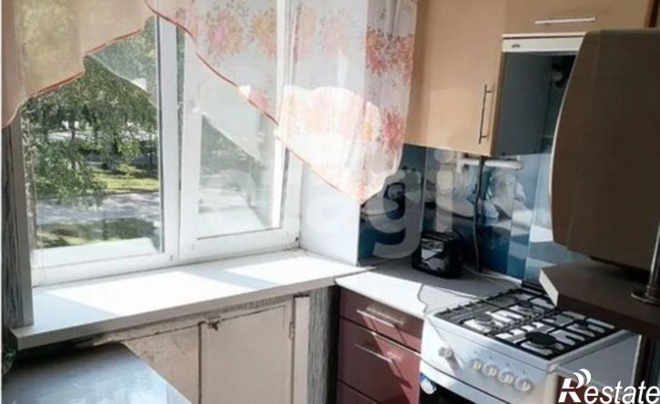 4-комн квартира Салават, улица Ленина, 58