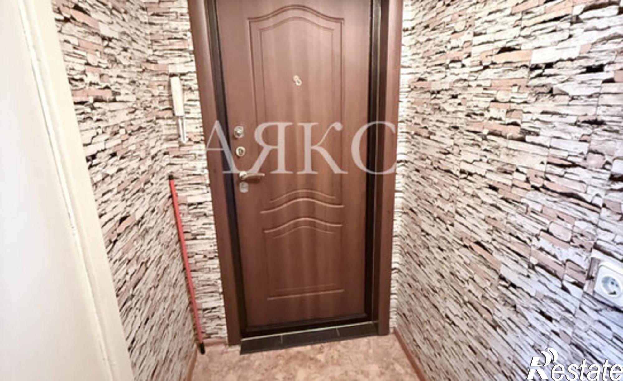 Купить квартиру за 2 100 000 рублей на ул Вахитова, 5