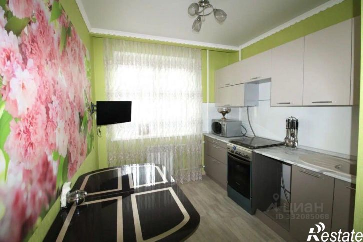 3-комн квартира ул 70 лет Октября, 13а,  д. 13а