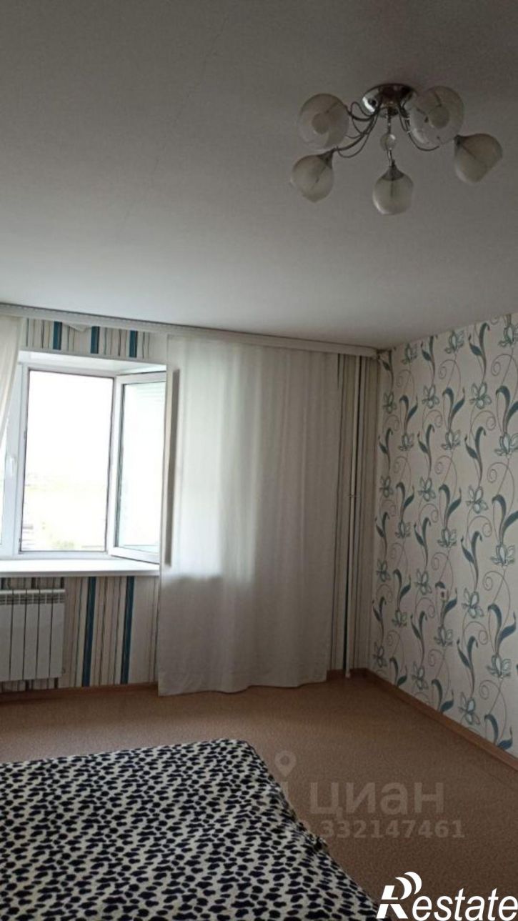 1-комн квартира ул Лазурная, 33,  д. 33