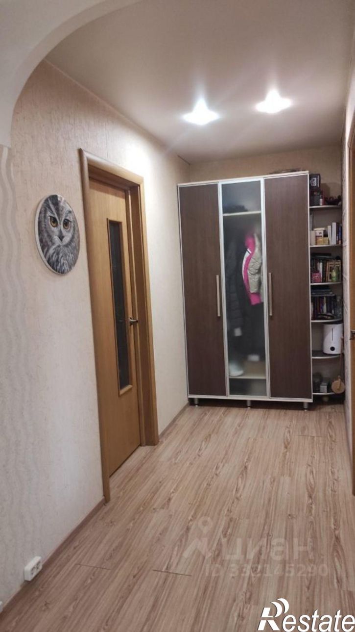 3-комн квартира ул 50 лет Октября, 54,  д. 54