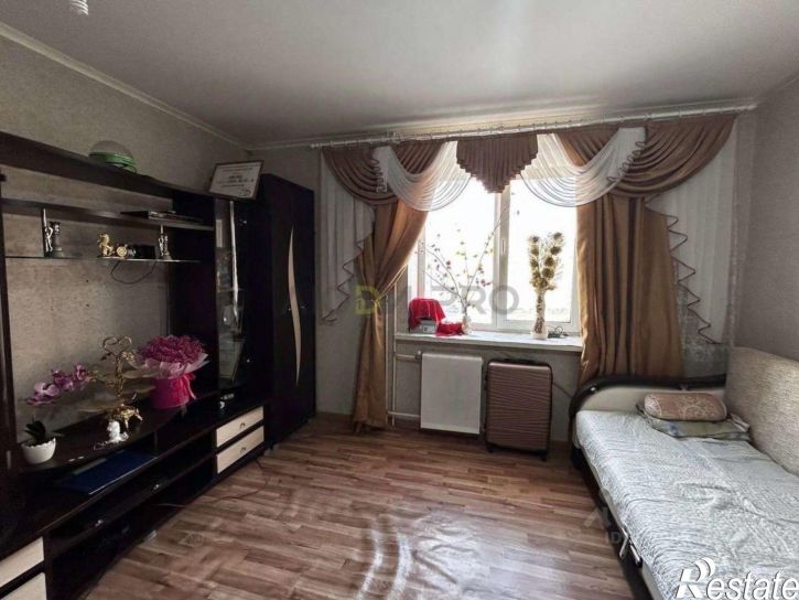 3-комн квартира улица Дагестанская,дом 25