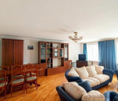 2-комн, 80кв м, этаж 4/12 пр-кт Октября, 12/2