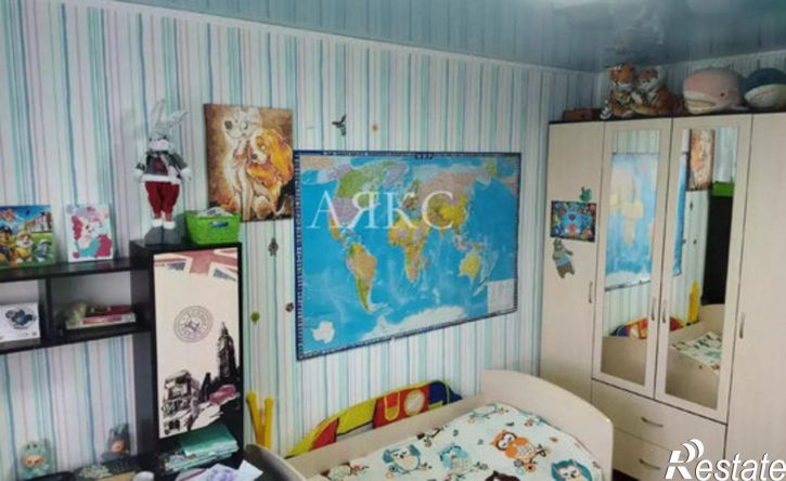 3-комн квартира ул Космонавтов, 6,  д. 6