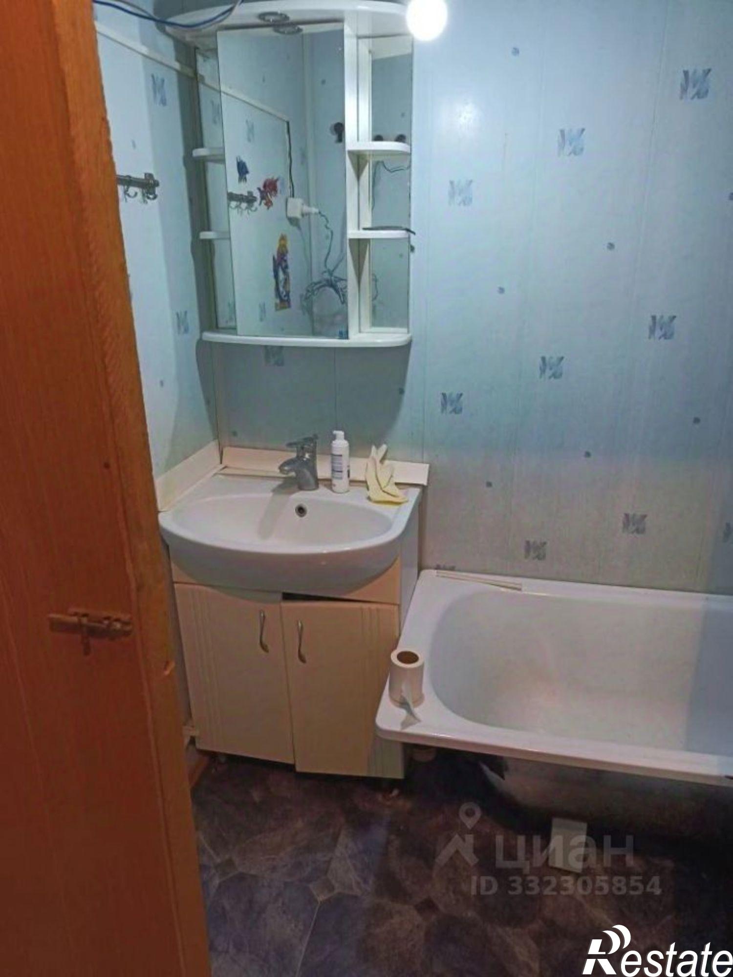 Сдать дачу, дом, коттедж за 15 000 рублей на Деревенская улица, 24