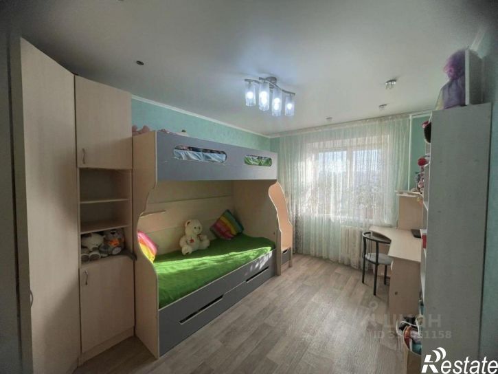 2-комн квартира ул Комарова, 2,  д. 2