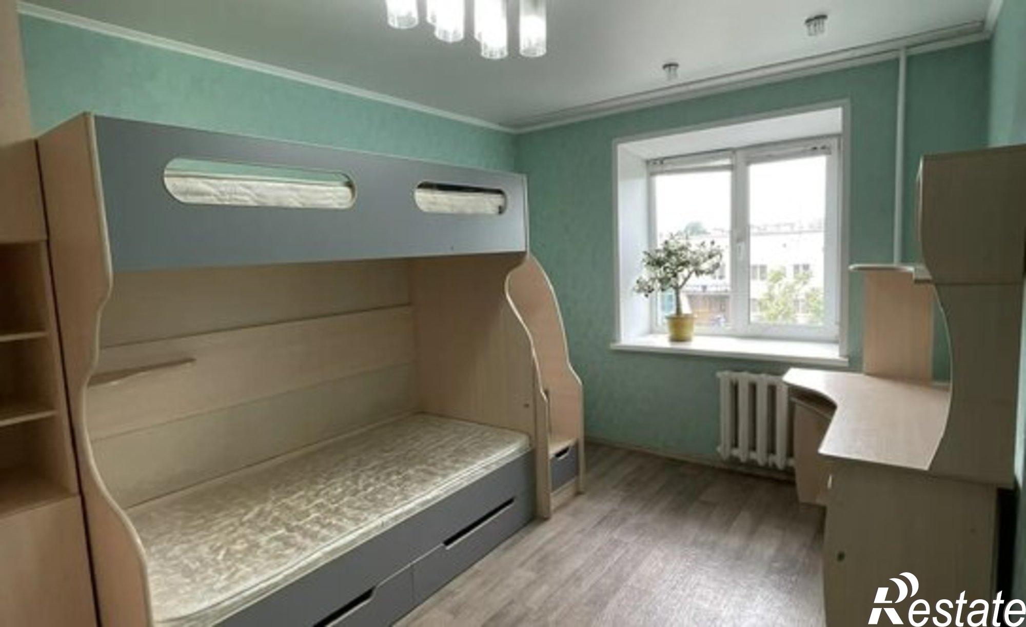 Купить квартиру за 4 550 000 рублей на ул Комарова, 4