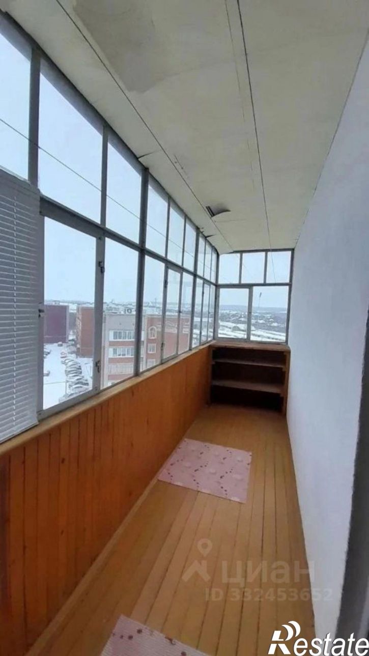 3-комн квартира ул Стахановская, 8,  д. 8