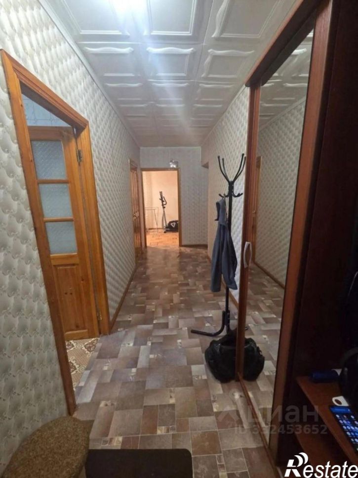 3-комн квартира ул Стахановская, 8,  д. 8