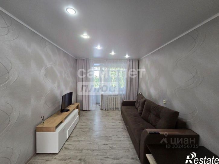 2-комн квартира мкр 32-й, 30,  д. 30
