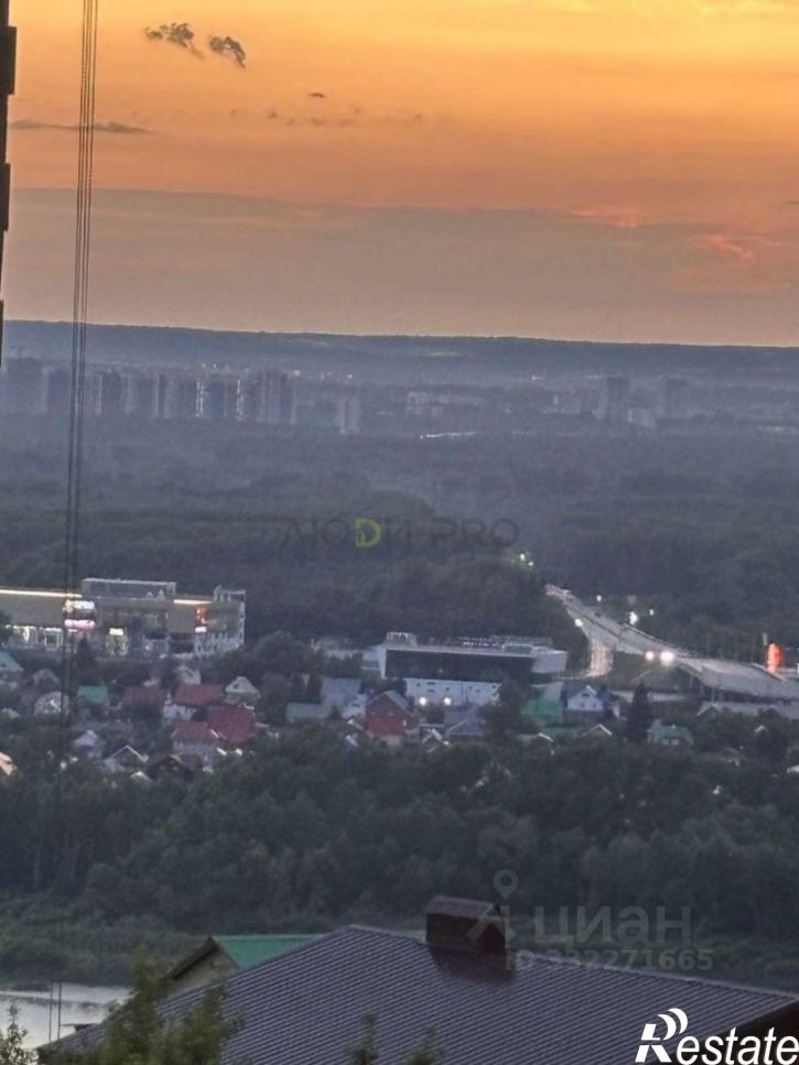 3-комн квартира улица Софьи Перовской,дом 22