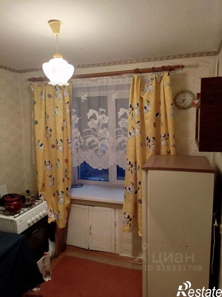 1-комн квартира мкр 32-й, 28,  д. 28