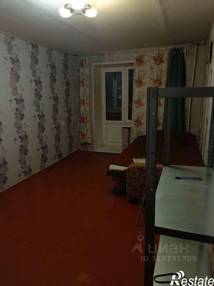 1-комн квартира мкр 32-й, 28,  д. 28