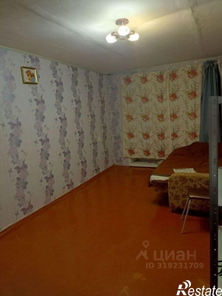 1-комн квартира мкр 32-й, 28,  д. 28