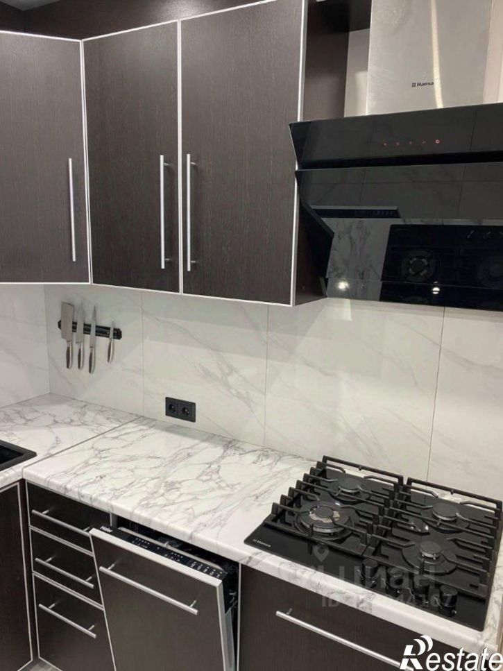 2-комн квартира ул 8 Марта, 5,  д. 5