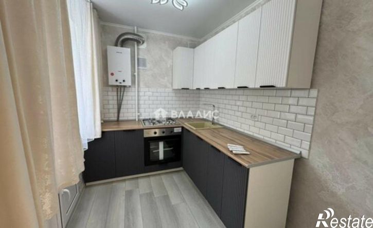 3-комн квартира ул Интернациональная, 124,  д. 124