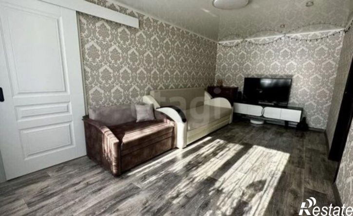 4-комн квартира Стерлитамак, Коммунистическая улица, 29