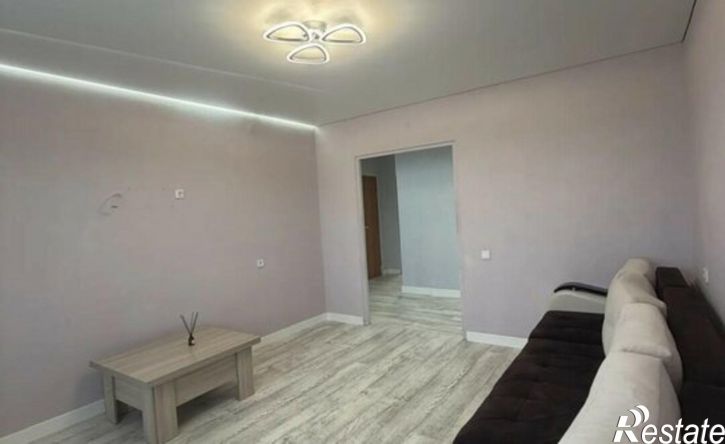 3-комн квартира пр-кт Победы, 5,  д. 5