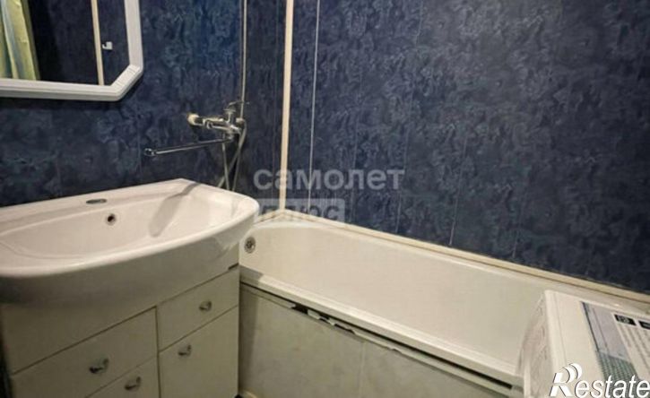 3-комн квартира ул Ломоносова, 8,  д. 8