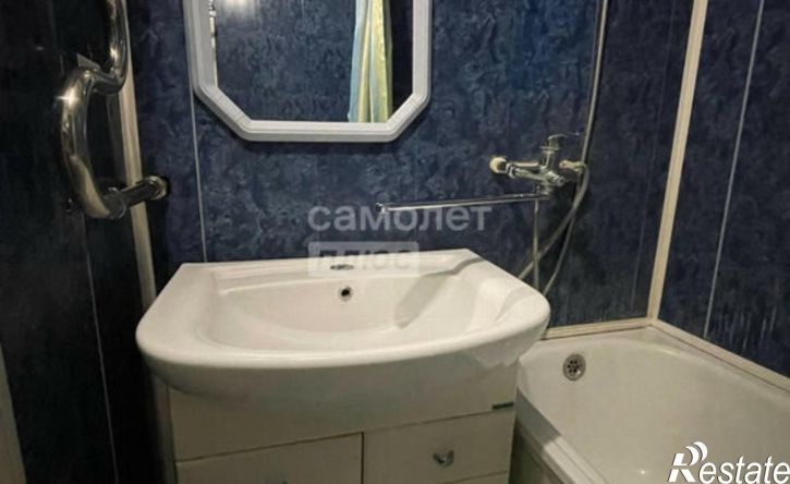 3-комн квартира ул Ломоносова, 8,  д. 8