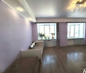 2-комн, 58кв м, этаж 2/2 ул Октябрьская, 7