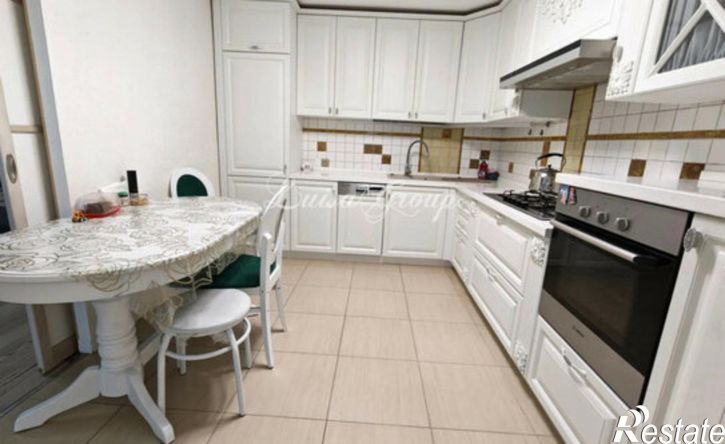 7-комн квартира ул Комарова, 47,  д. 47