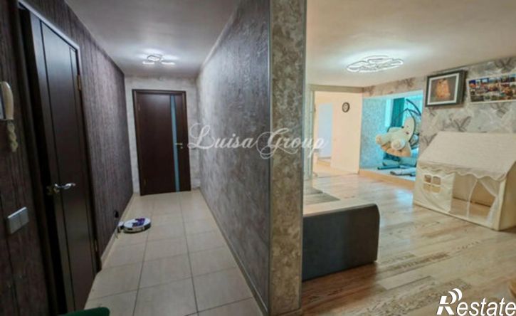 7-комн квартира ул Комарова, 47,  д. 47