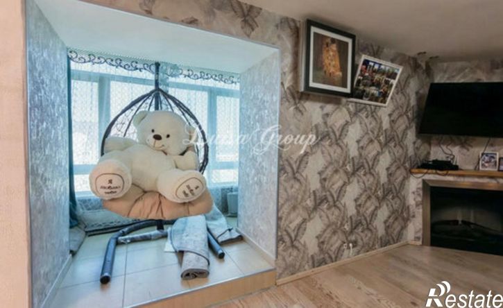 7-комн квартира ул Комарова, 47,  д. 47