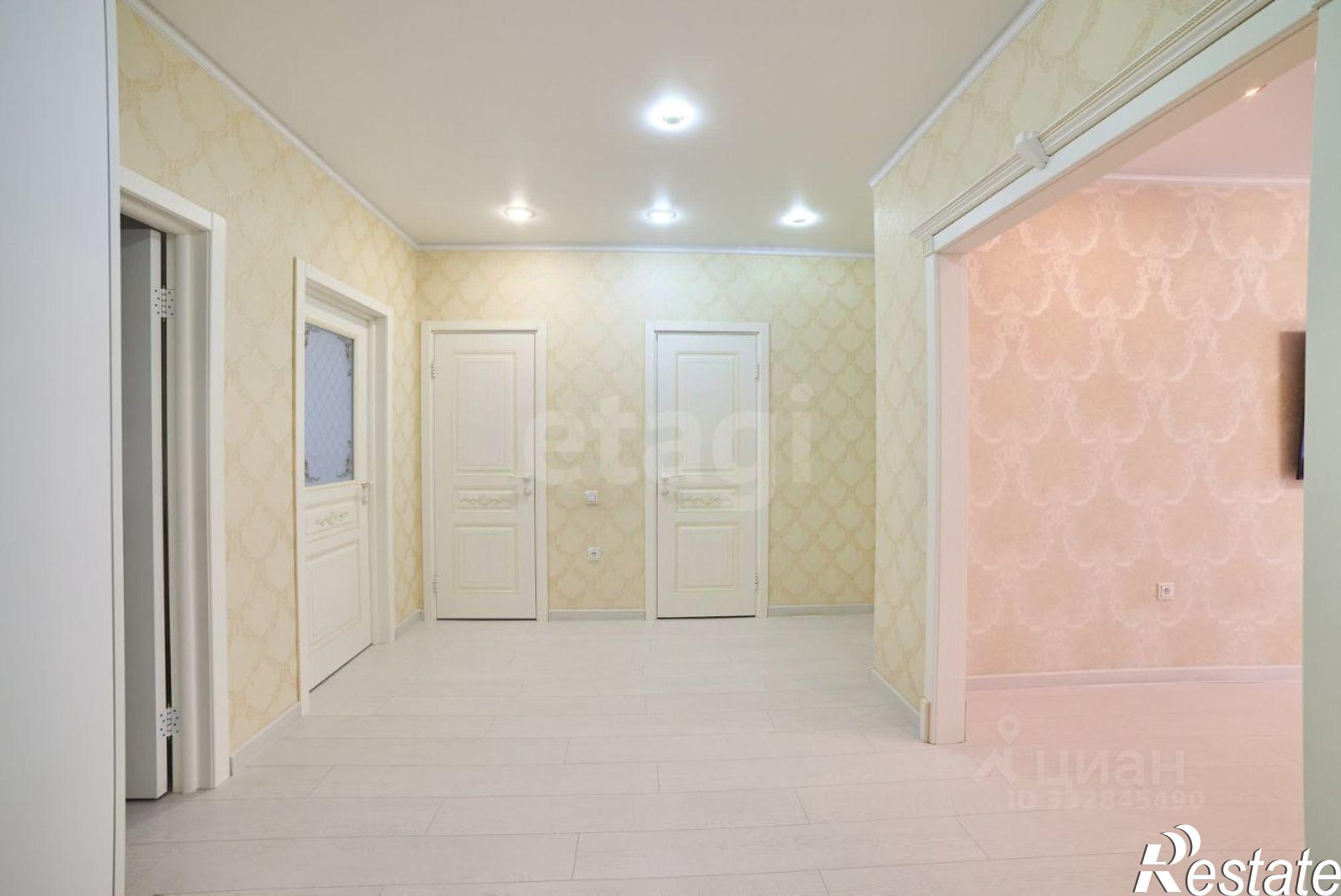 Купить квартиру за 10 990 000 рублей