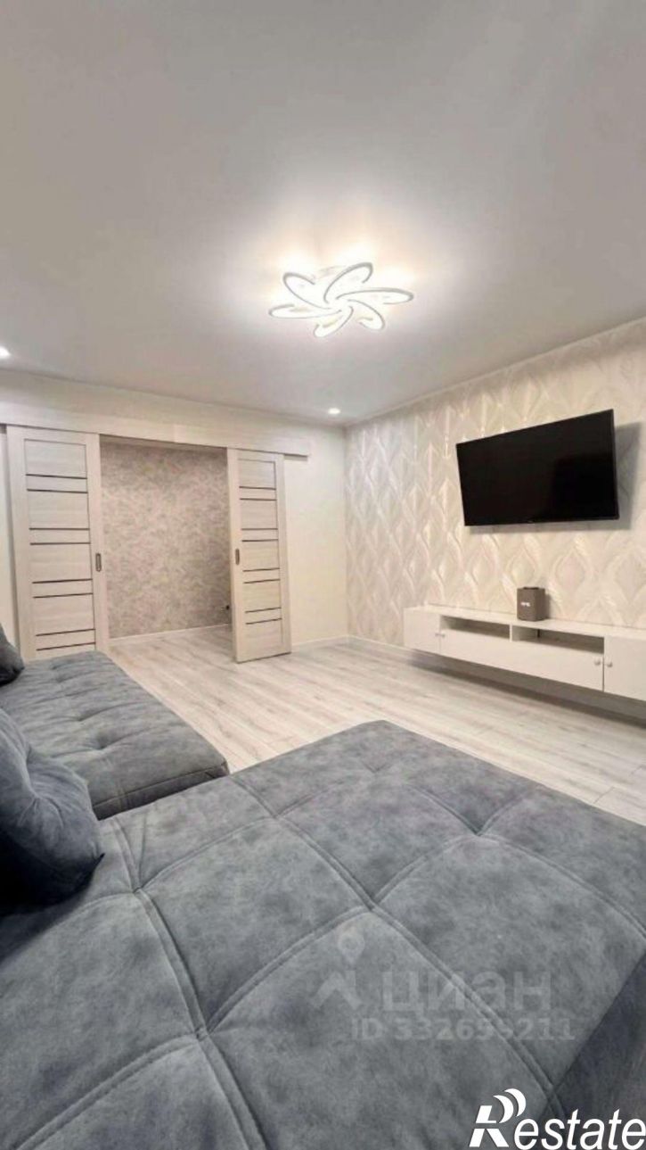 3-комн квартира улица Революционная,дом 165