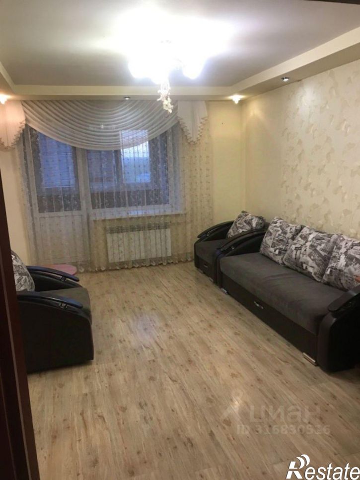 3-комн квартира ул Стахановская, 28,  д. 28