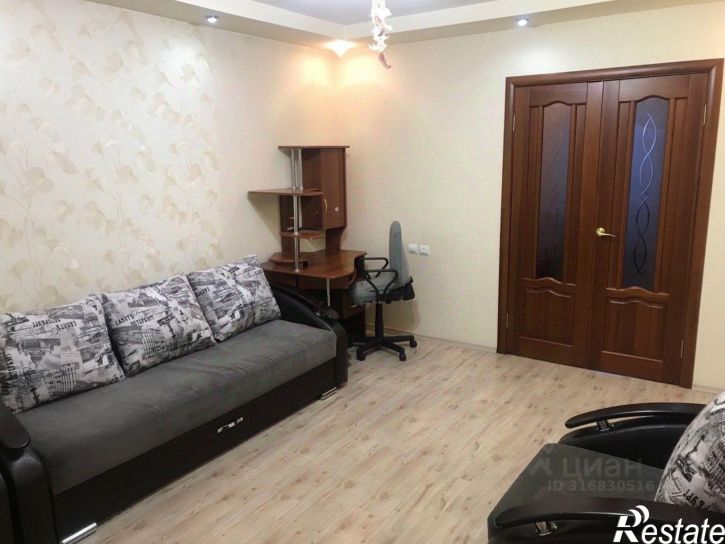 3-комн квартира ул Стахановская, 28,  д. 28