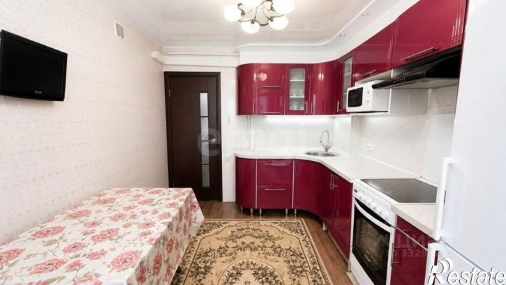 2-комн квартира ул 8 Марта, 38,  д. 38