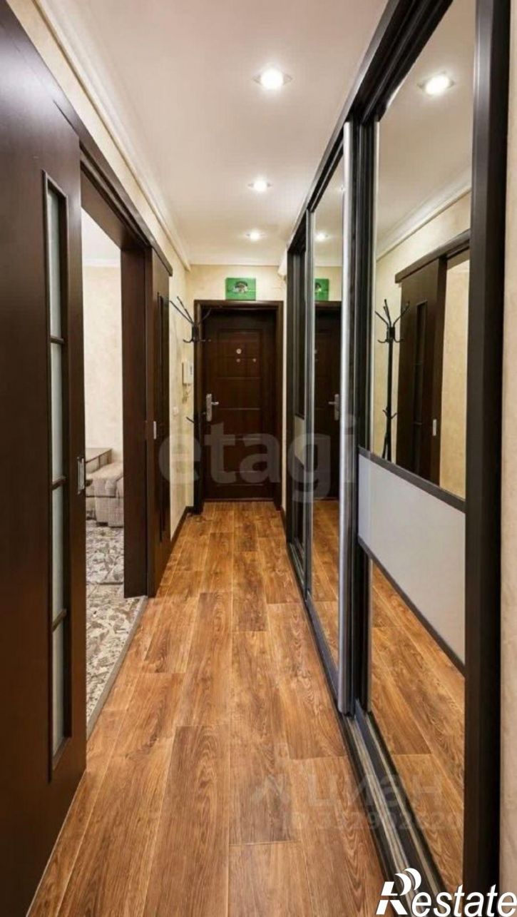 2-комн квартира ул 8 Марта, 38,  д. 38