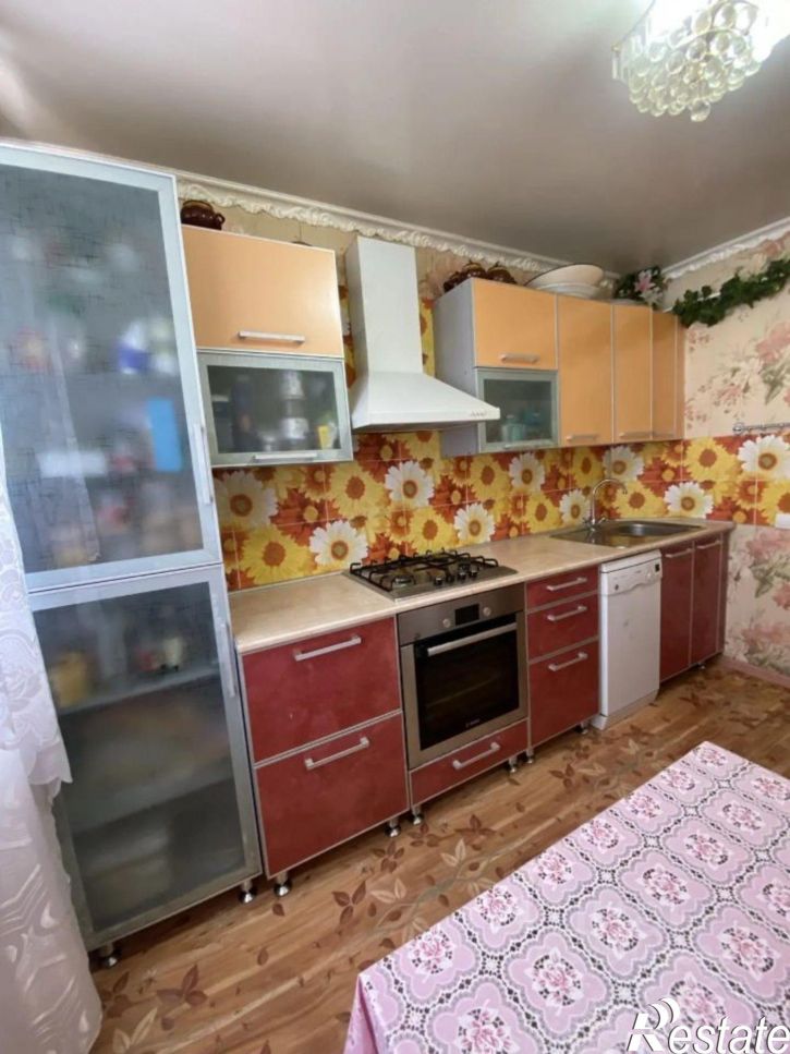 5-комн квартира ул Горького, 8Б,  д. 8Б