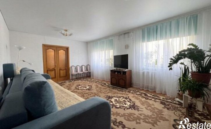 3-комн квартира Уфа, улица Набережная реки Уфы, 3/3