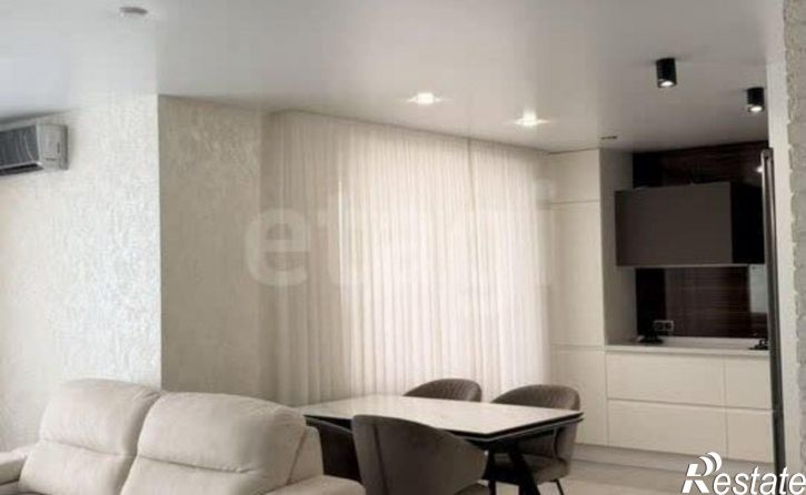 3-комн квартира Стерлитамак, улица 7 Ноября, 101