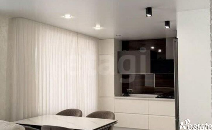 3-комн квартира Стерлитамак, улица 7 Ноября, 101