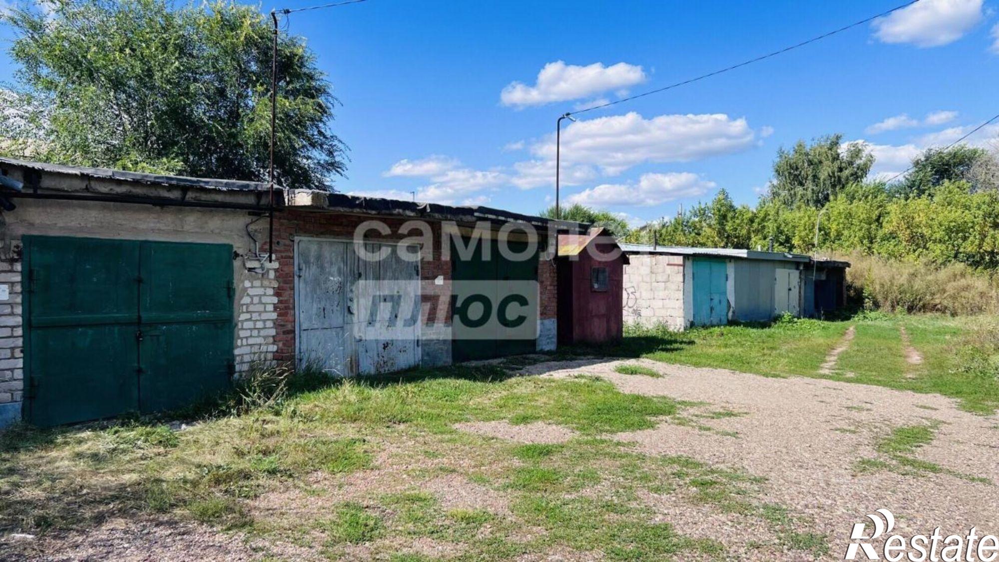 Купить гараж, место в паркинге за 280 008 рублей на ул Ленина, 92