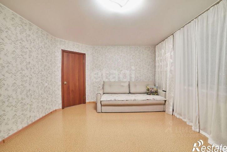 2-комн квартира ул Лазурная, 15,  д. 15