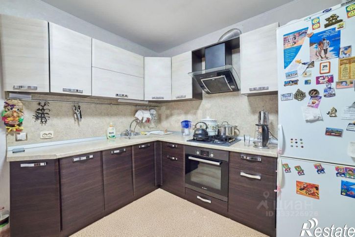 2-комн квартира ул Лазурная, 15,  д. 15