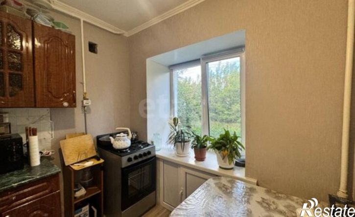 3-комн квартира ул 8 Марта, 12,  д. 12