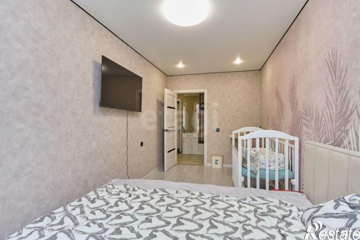 2-комн квартира ул Бориса Перина, 5,  д. 5
