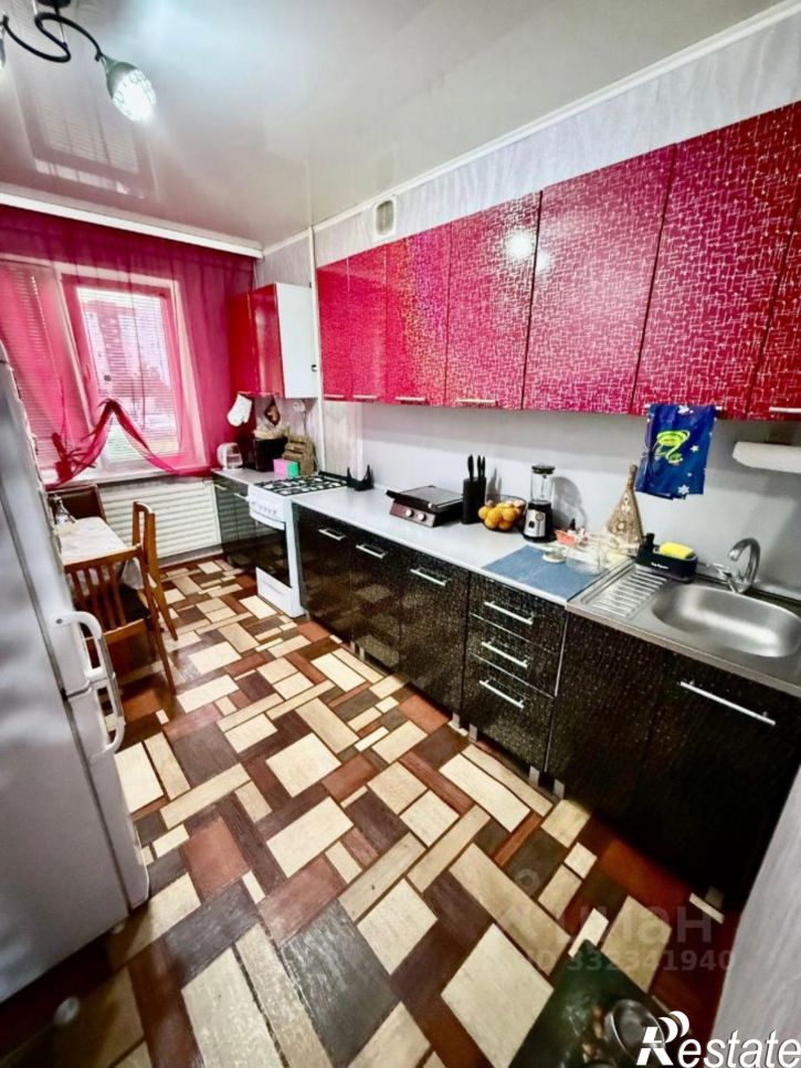 3-комн квартира ул Стахановская, 33,  д. 33