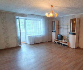 2-комн, 50кв м, этаж 2/5 б-р Славы, 8