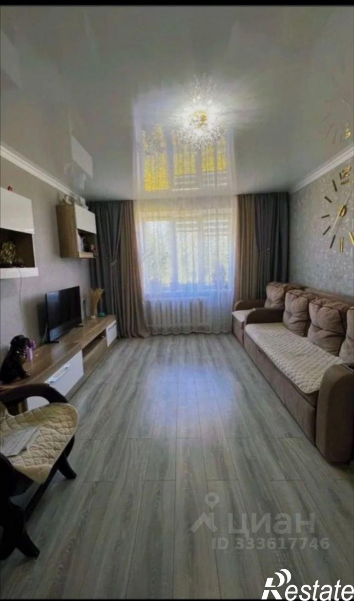 2-комн квартира Революционная улица, 31,  д. 31