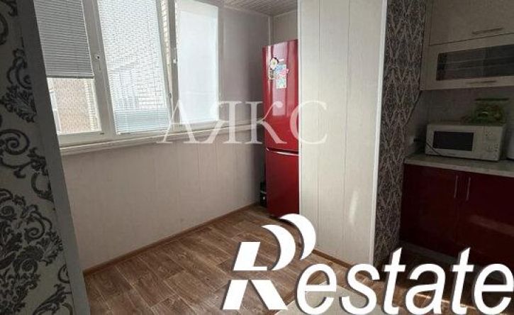3-комн квартира Стахановская улица, 26,  д. 26